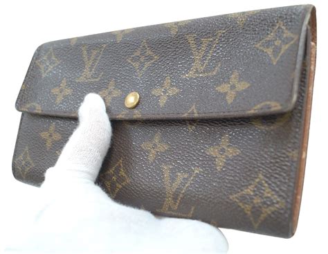 lv flap wallet